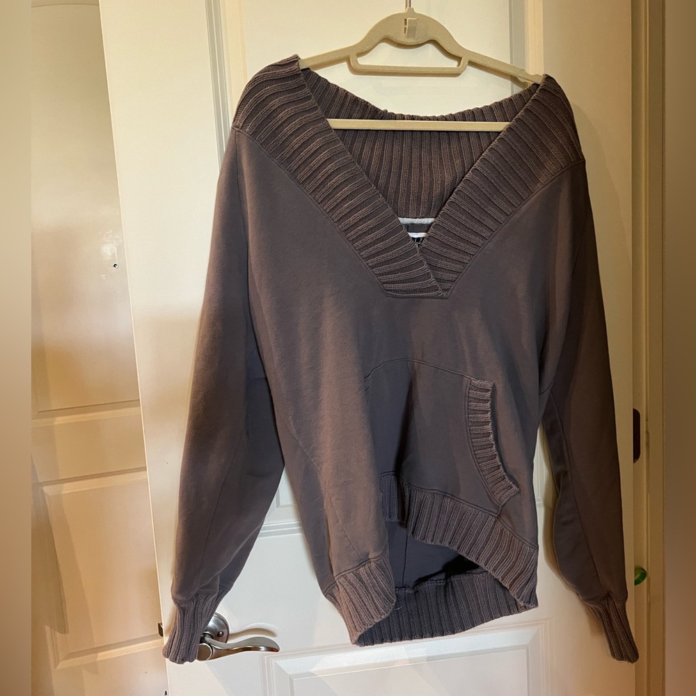 Old Navy Sweater